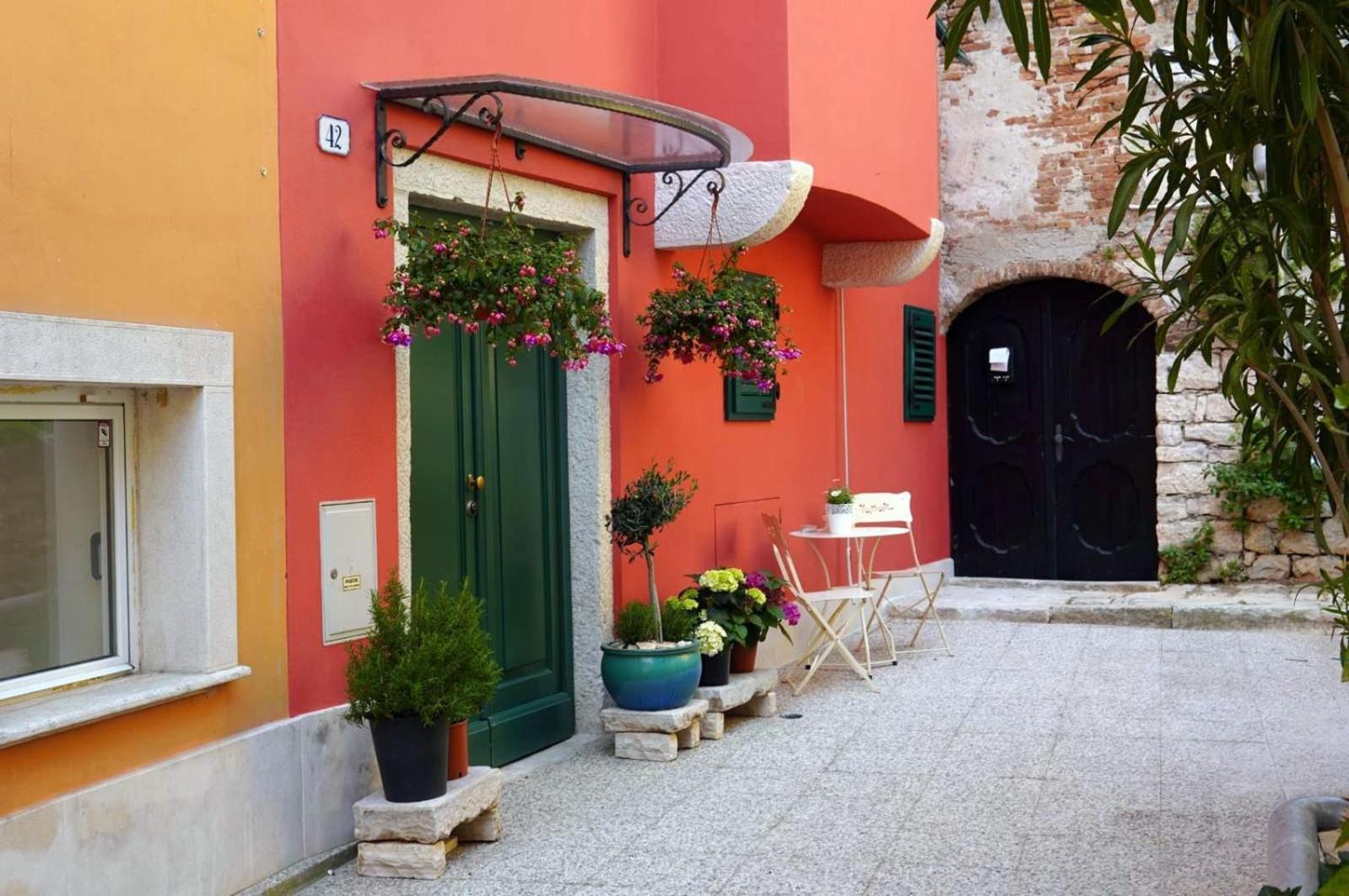 Old Town Seabreeze Residence 로비니 외부 사진