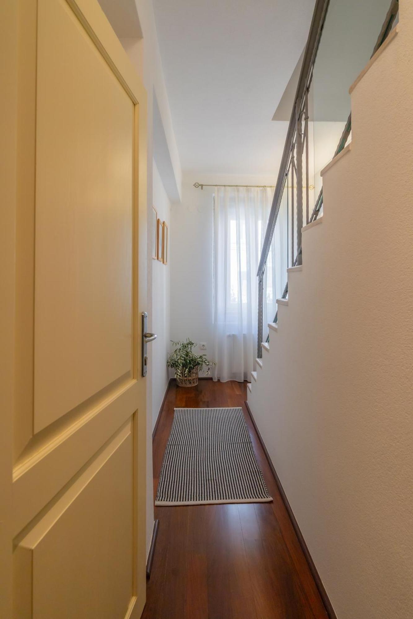 Old Town Seabreeze Residence 로비니 외부 사진